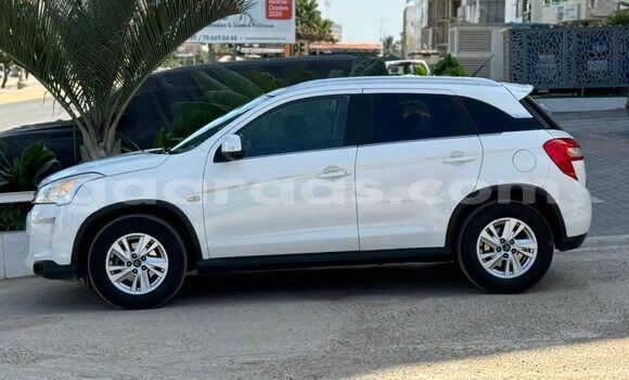 Acheter Occasion Voiture Citroen C3 Aircross Blanc à Dakar, Dakar Acheter Occasion Voiture Citroen C3 Aircross Blanc à Dakar, Dakar