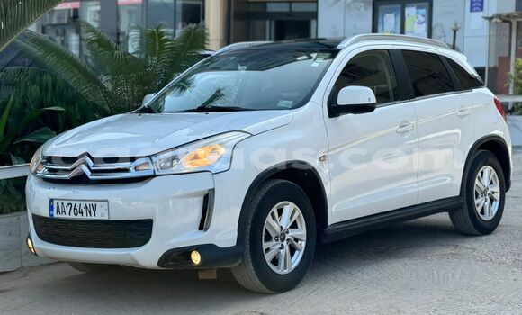 Acheter Import Voiture Mitsubishi Outlander Blanc à Dakar, Dakar Acheter Import Voiture Mitsubishi Outlander Blanc à Dakar, Dakar