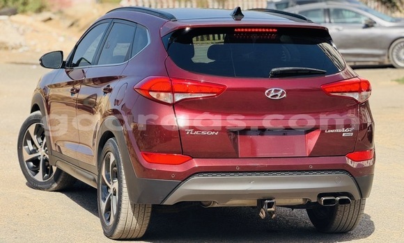 Acheter Import Voiture Hyundai Tucson Rouge à Dakar, Dakar Acheter Import Voiture Hyundai Tucson Rouge à Dakar, Dakar