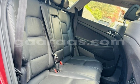 Acheter Import Voiture Hyundai Tucson Rouge à Dakar, Dakar Acheter Import Voiture Hyundai Tucson Rouge à Dakar, Dakar