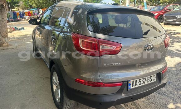 Acheter Occasion Voiture Kia Sportage Marron à Dakar, Dakar Acheter Occasion Voiture Kia Sportage Marron à Dakar, Dakar