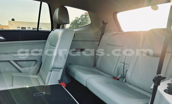 Buy Import Volkswagen Amarok Black Car in Dakar in Dakar Buy Import Volkswagen Amarok Black Car in Dakar in Dakar