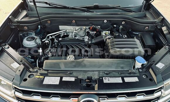 Buy Import Volkswagen Amarok Black Car in Dakar in Dakar Buy Import Volkswagen Amarok Black Car in Dakar in Dakar