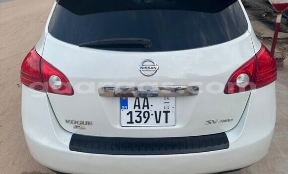 Buy Used Nissan Rogue White Car in Dakar in Dakar Buy Used Nissan Rogue White Car in Dakar in Dakar
