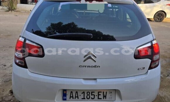 Buy Used Citroen C3 White Car in Dakar in Dakar Buy Used Citroen C3 White Car in Dakar in Dakar