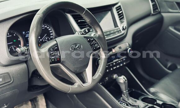 Buy Import Hyundai Tucson Silver Car in Dakar in Dakar Buy Import Hyundai Tucson Silver Car in Dakar in Dakar