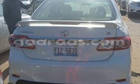 Dieundeu Occasion Toyota Corolla White Auto in Bambey in Diourbel Dieundeu Occasion Toyota Corolla White Auto in Bambey in Diourbel
