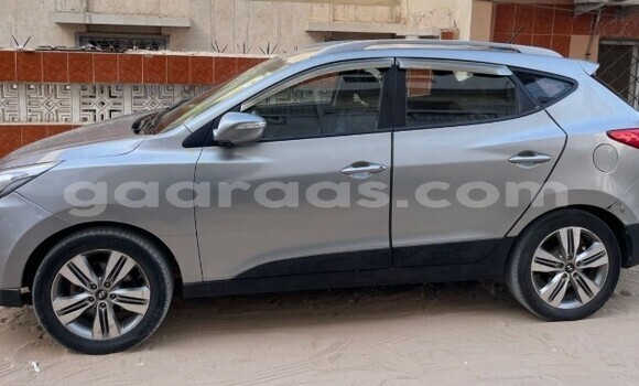 Dieundeu Occasion Hyundai Tucson Silver Auto in Dakar in Dakar Dieundeu Occasion Hyundai Tucson Silver Auto in Dakar in Dakar