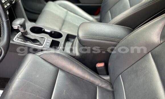 Buy Used Kia Sportage Other Car in Dakar in Dakar Buy Used Kia Sportage Other Car in Dakar in Dakar