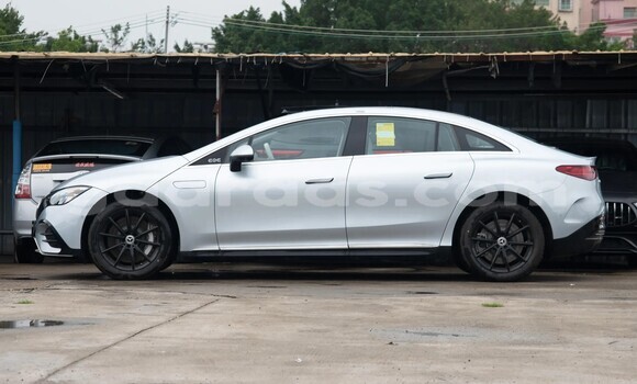 Dieundeu Imported Mercedes‒Benz E-klasse Silver Auto in Dakar in Dakar Dieundeu Imported Mercedes‒Benz E-klasse Silver Auto in Dakar in Dakar