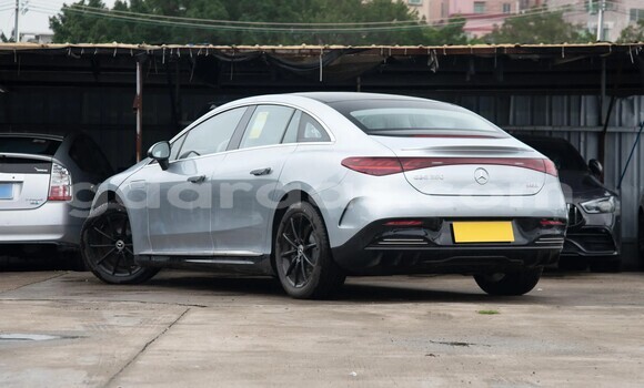 Dieundeu Imported Mercedes‒Benz E-klasse Silver Auto in Dakar in Dakar Dieundeu Imported Mercedes‒Benz E-klasse Silver Auto in Dakar in Dakar