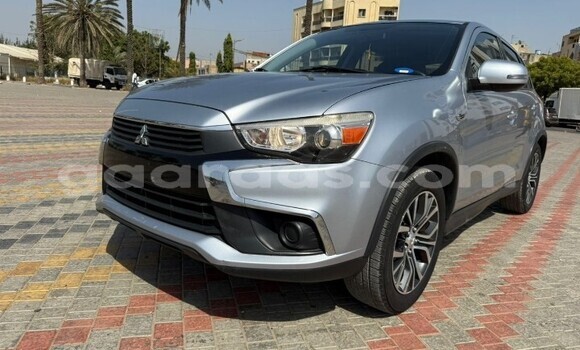 Buy Used Mitsubishi Outlander Silver Car in Dakar in Dakar Buy Used Mitsubishi Outlander Silver Car in Dakar in Dakar
