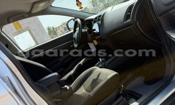 Buy Used Mitsubishi Outlander Silver Car in Dakar in Dakar Buy Used Mitsubishi Outlander Silver Car in Dakar in Dakar