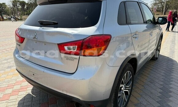 Buy Used Mitsubishi Outlander Silver Car in Dakar in Dakar Buy Used Mitsubishi Outlander Silver Car in Dakar in Dakar