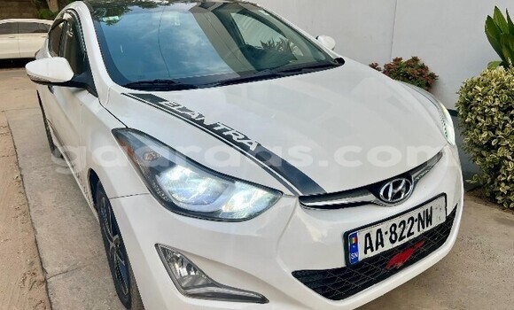 Buy Used Hyundai Avante White Car in Dakar in Dakar Buy Used Hyundai Avante White Car in Dakar in Dakar