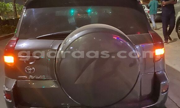 Dieundeu Occasion Toyota RAV4 Black Auto in Dakar in Dakar Dieundeu Occasion Toyota RAV4 Black Auto in Dakar in Dakar