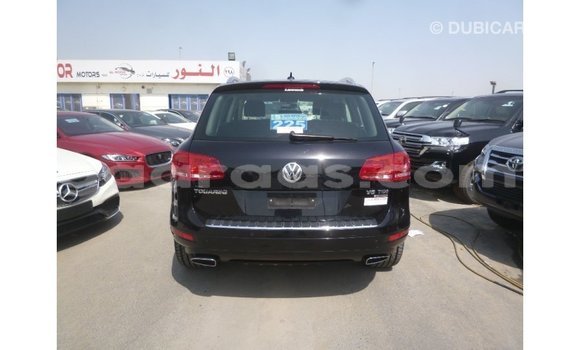 Acheter Import Voiture Volkswagen Touareg Noir à Import - Dubai, Dakar Acheter Import Voiture Volkswagen Touareg Noir à Import - Dubai, Dakar
