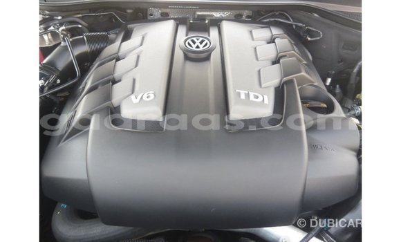 Acheter Import Voiture Volkswagen Touareg Noir à Import - Dubai, Dakar Acheter Import Voiture Volkswagen Touareg Noir à Import - Dubai, Dakar
