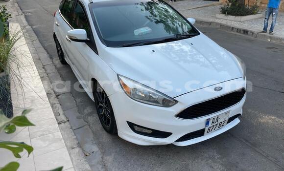 Dieundeu Occasion Ford Focus White Auto in Dakar in Dakar Dieundeu Occasion Ford Focus White Auto in Dakar in Dakar