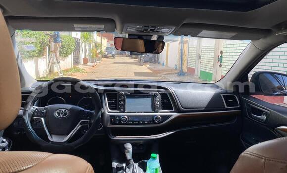 Buy Used Toyota Highlander Black Car in Dakar in Dakar Buy Used Toyota Highlander Black Car in Dakar in Dakar
