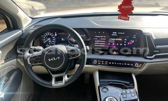 Buy Used Kia Sportage White Car in Dakar in Dakar Buy Used Kia Sportage White Car in Dakar in Dakar