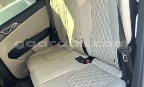 Buy Used Kia Sportage White Car in Dakar in Dakar Buy Used Kia Sportage White Car in Dakar in Dakar