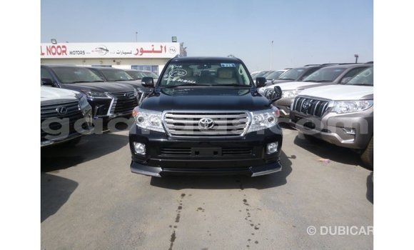 Acheter Import Utilitaire Toyota Land Cruiser Noir à Import - Dubai, Dakar Acheter Import Utilitaire Toyota Land Cruiser Noir à Import - Dubai, Dakar