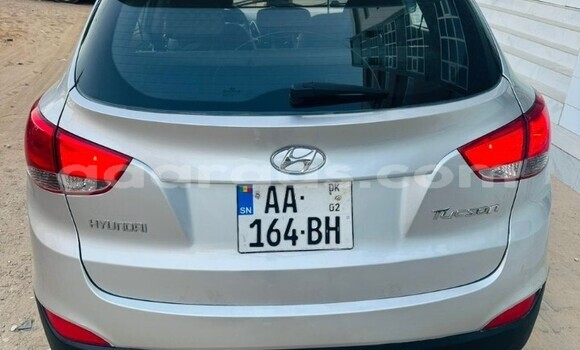 Dieundeu Occasion Hyundai Tucson Silver Auto in Dakar in Dakar Dieundeu Occasion Hyundai Tucson Silver Auto in Dakar in Dakar