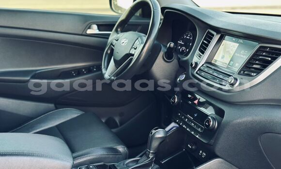 Buy Import Hyundai Tucson White Car in Dakar in Dakar Buy Import Hyundai Tucson White Car in Dakar in Dakar