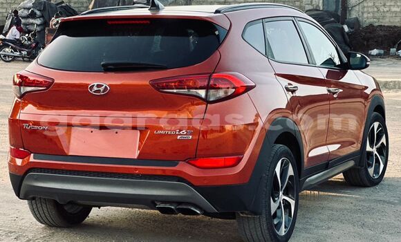 Buy Import Hyundai Tucson Red Car in Dakar in Dakar Buy Import Hyundai Tucson Red Car in Dakar in Dakar
