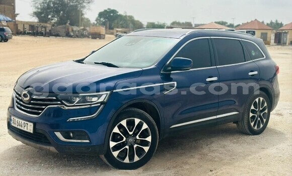 Dieundeu Occasion Renault Samsung QM6 Blue Auto in Dakar in Dakar Dieundeu Occasion Renault Samsung QM6 Blue Auto in Dakar in Dakar