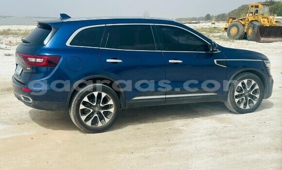 Dieundeu Occasion Renault Samsung QM6 Blue Auto in Dakar in Dakar Dieundeu Occasion Renault Samsung QM6 Blue Auto in Dakar in Dakar