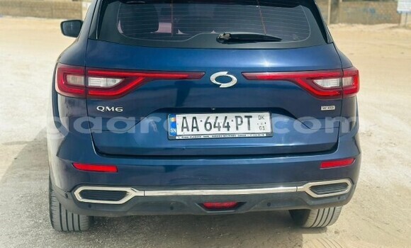 Dieundeu Occasion Renault Samsung QM6 Blue Auto in Dakar in Dakar Dieundeu Occasion Renault Samsung QM6 Blue Auto in Dakar in Dakar
