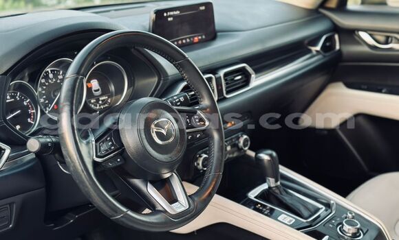 Acheter Import Voiture Mazda CX-5 Noir à Dakar, Dakar Acheter Import Voiture Mazda CX-5 Noir à Dakar, Dakar