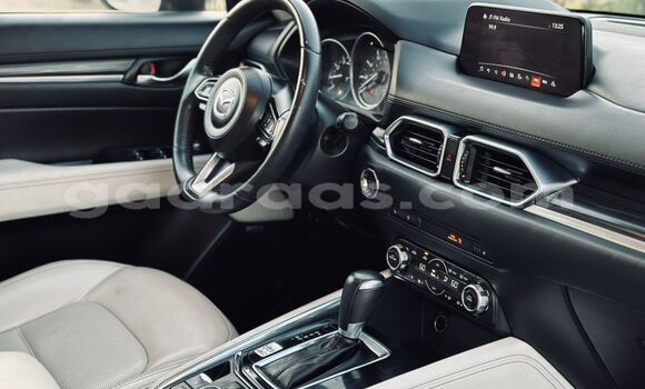 Acheter Import Voiture Mazda CX-5 Noir à Dakar, Dakar Acheter Import Voiture Mazda CX-5 Noir à Dakar, Dakar