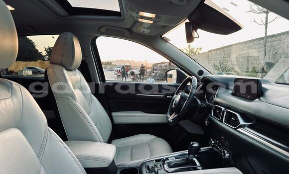 Acheter Import Voiture Mazda CX-5 Noir à Dakar, Dakar Acheter Import Voiture Mazda CX-5 Noir à Dakar, Dakar