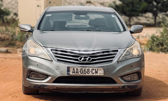 Acheter Occasion Voiture Hyundai Grandeur Beige à Dakar, Dakar Acheter Occasion Voiture Hyundai Grandeur Beige à Dakar, Dakar