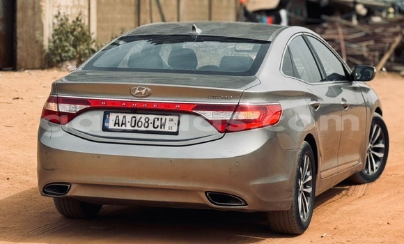 Acheter Occasion Voiture Hyundai Grandeur Beige à Dakar, Dakar Acheter Occasion Voiture Hyundai Grandeur Beige à Dakar, Dakar