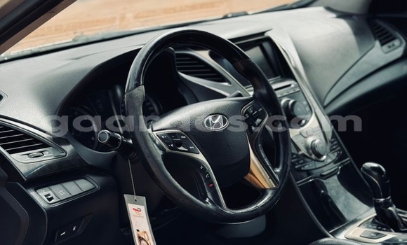 Acheter Occasion Voiture Hyundai Grandeur Beige à Dakar, Dakar Acheter Occasion Voiture Hyundai Grandeur Beige à Dakar, Dakar