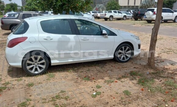 Buy Used Peugeot 308 White Car in Dakar in Dakar Buy Used Peugeot 308 White Car in Dakar in Dakar