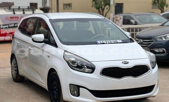 Acheter Occasion Voiture Kia Cerato Blanc à Dakar, Dakar Acheter Occasion Voiture Kia Cerato Blanc à Dakar, Dakar