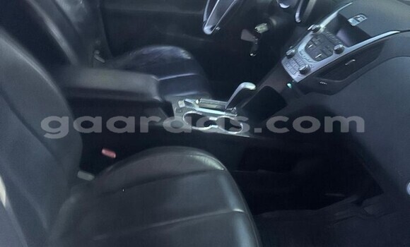 Buy Used Chevrolet Equinox White Car in Dakar in Dakar Buy Used Chevrolet Equinox White Car in Dakar in Dakar