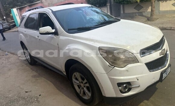 Buy Used Chevrolet Equinox White Car in Dakar in Dakar Buy Used Chevrolet Equinox White Car in Dakar in Dakar