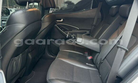 Dieundeu Imported Hyundai Tucson White Auto in Dakar in Dakar Dieundeu Imported Hyundai Tucson White Auto in Dakar in Dakar