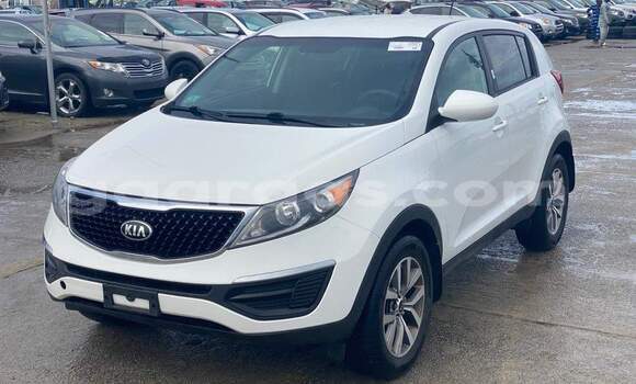 Buy Used Kia Sportage White Car in Damniadio in Dakar Buy Used Kia Sportage White Car in Damniadio in Dakar