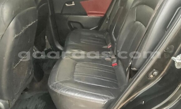 Dieundeu Occasion Kia Sportage Black Auto in Dakar in Dakar Dieundeu Occasion Kia Sportage Black Auto in Dakar in Dakar