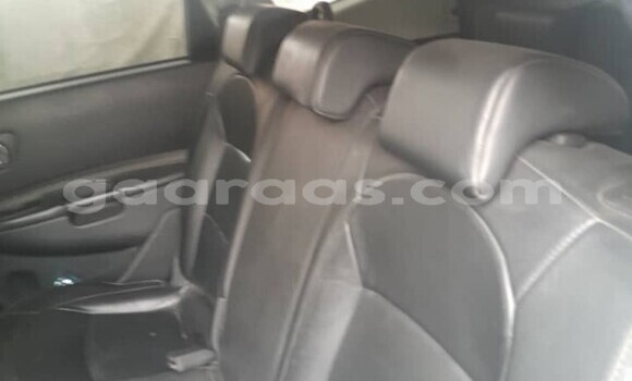 Dieundeu Occasion Nissan Qashqai+2 Silver Auto in Dakar in Dakar Dieundeu Occasion Nissan Qashqai+2 Silver Auto in Dakar in Dakar