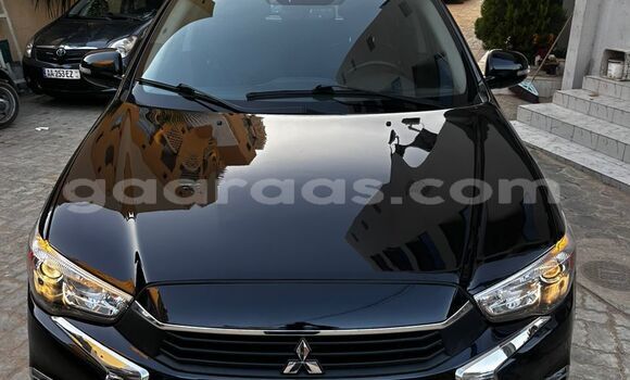 Dieundeu Imported Mitsubishi Outlander Black Auto in Dakar in Dakar