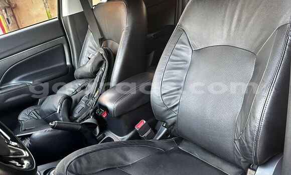 Dieundeu Imported Mitsubishi Outlander Black Auto in Dakar in Dakar Dieundeu Imported Mitsubishi Outlander Black Auto in Dakar in Dakar