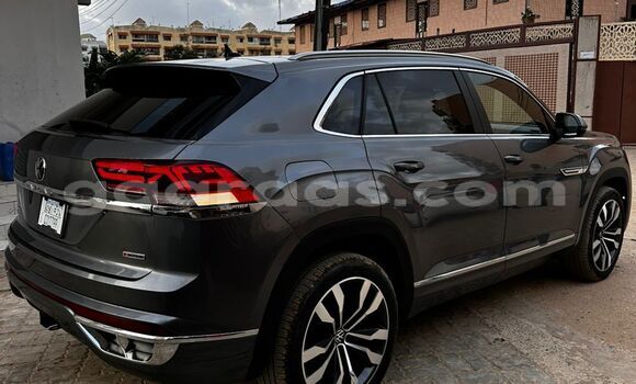 Acheter Import Voiture Volkswagen Arteon Noir à Dakar, Dakar Acheter Import Voiture Volkswagen Arteon Noir à Dakar, Dakar